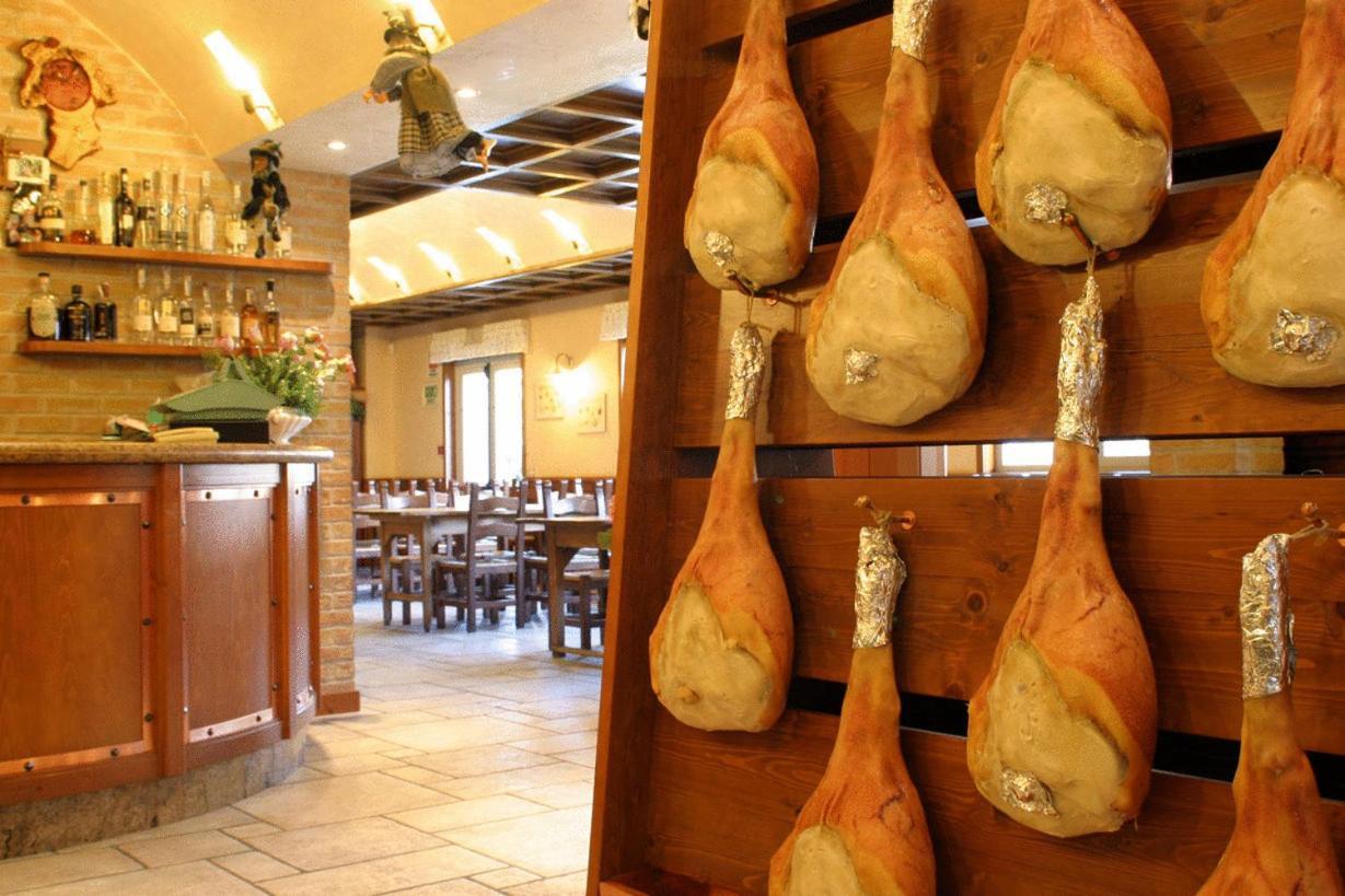 Hotel Willy Gemona del Friuli Esterno foto