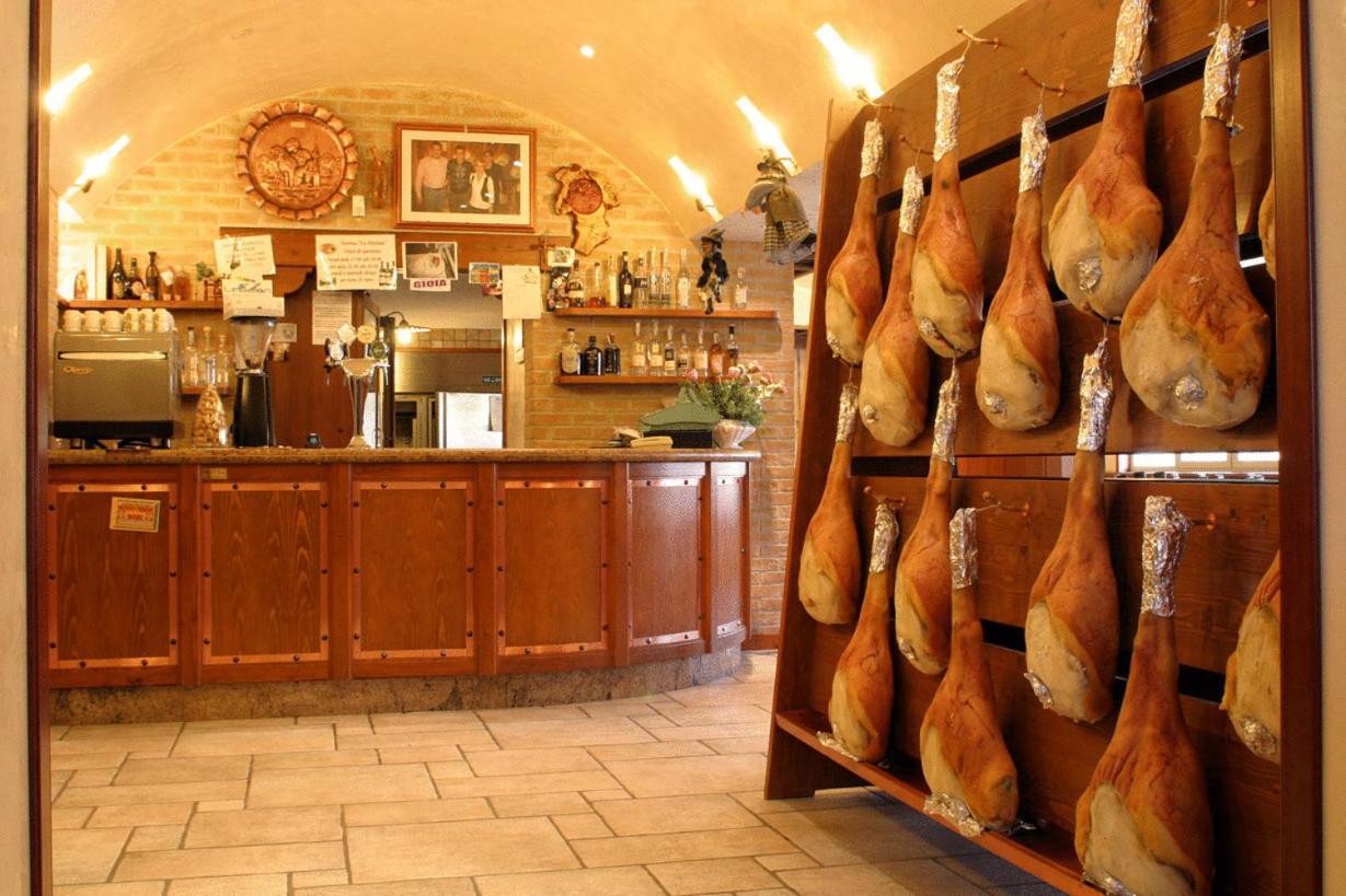 Hotel Willy Gemona del Friuli Esterno foto